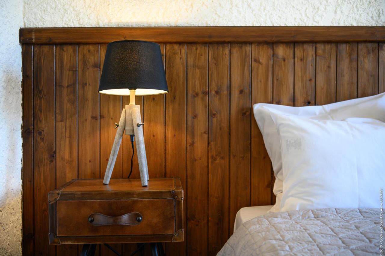 Auberge Lo Robur Roure Екстериор снимка